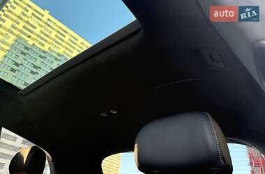 Внедорожник / Кроссовер Audi SQ7 2022 в 