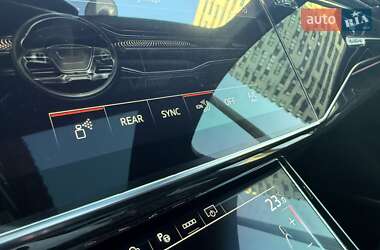 Внедорожник / Кроссовер Audi SQ7 2022 в 