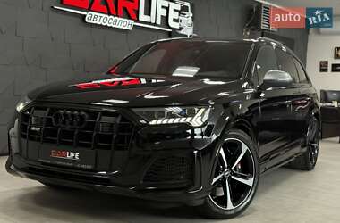 Внедорожник / Кроссовер Audi SQ7 2021 в 