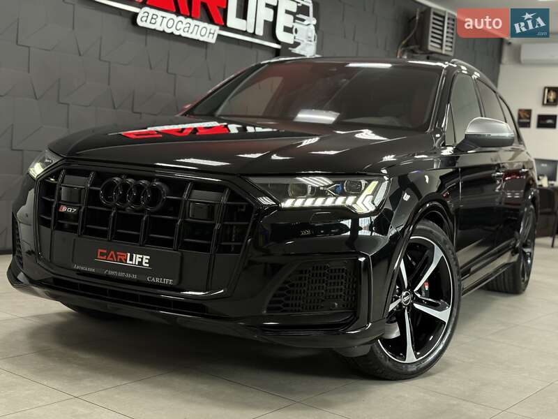 Внедорожник / Кроссовер Audi SQ7 2021 в Тернополе