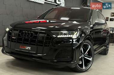 Внедорожник / Кроссовер Audi SQ7 2021 в 