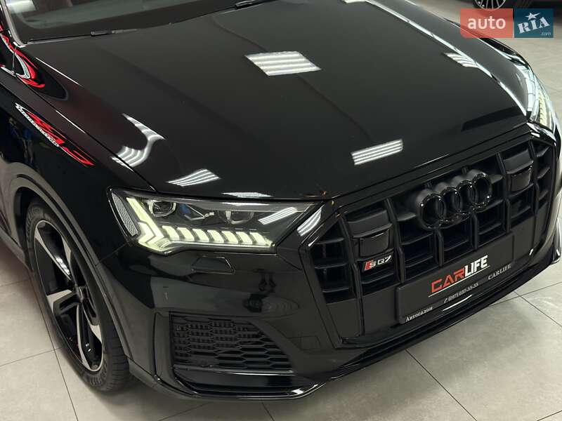 Внедорожник / Кроссовер Audi SQ7 2021 в Тернополе