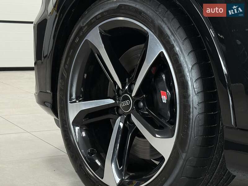 Внедорожник / Кроссовер Audi SQ7 2021 в Тернополе