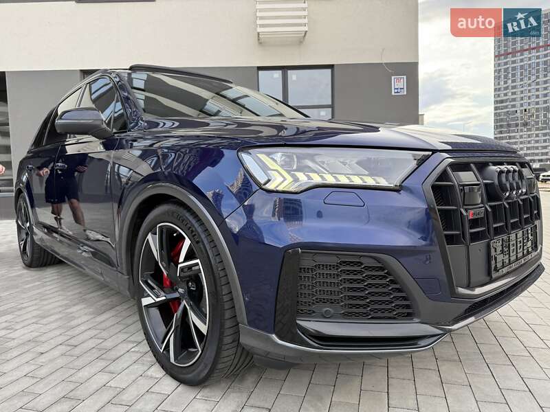 Внедорожник / Кроссовер Audi SQ7 2022 в 