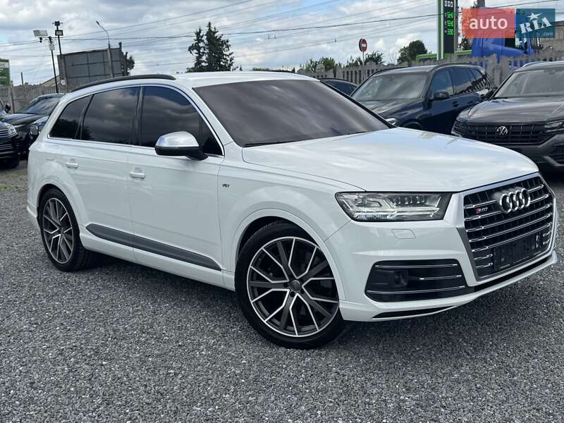 Внедорожник / Кроссовер Audi SQ7 2017 в Тернополе