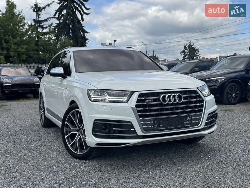 Внедорожник / Кроссовер Audi SQ7 2017 в Тернополе