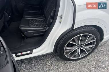 Внедорожник / Кроссовер Audi SQ7 2017 в 