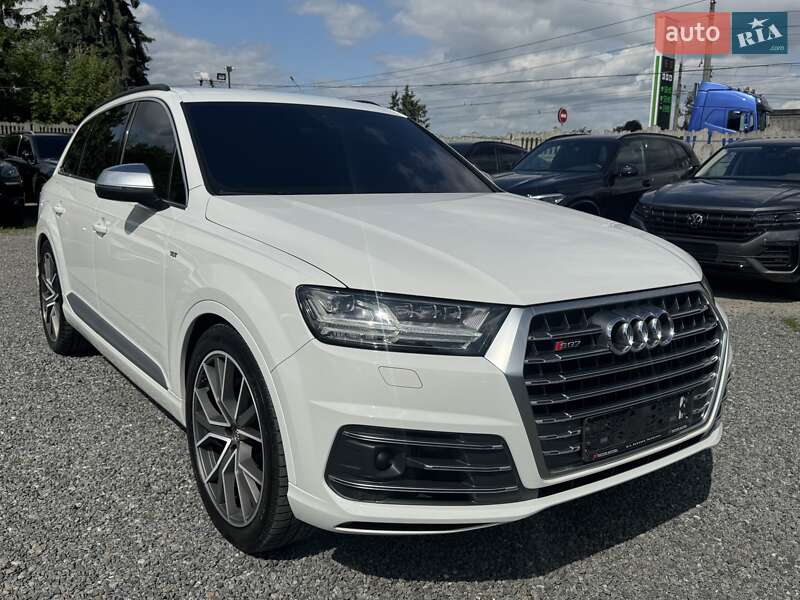 Внедорожник / Кроссовер Audi SQ7 2017 в Тернополе