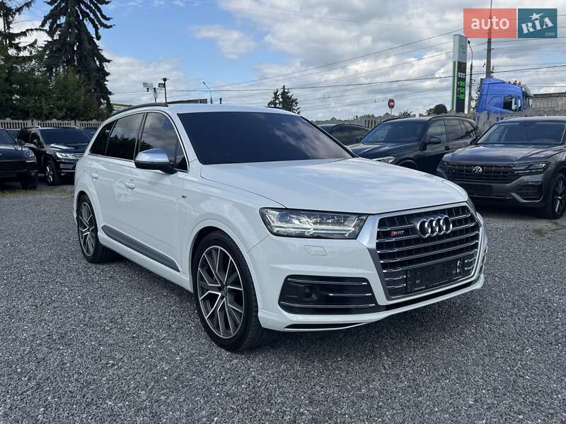 Внедорожник / Кроссовер Audi SQ7 2017 в Тернополе