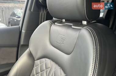 Внедорожник / Кроссовер Audi SQ7 2017 в 