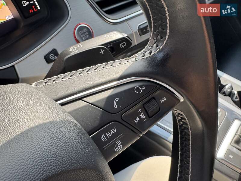 Внедорожник / Кроссовер Audi SQ7 2017 в Тернополе