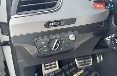 Внедорожник / Кроссовер Audi SQ7 2017 в 
