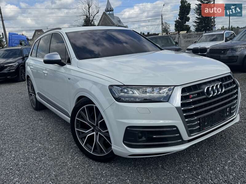 Внедорожник / Кроссовер Audi SQ7 2017 в Тернополе