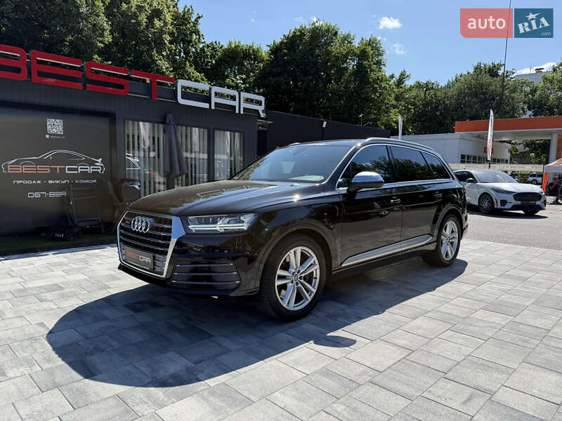 Внедорожник / Кроссовер Audi SQ7 2019 в Виннице