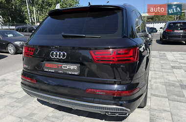Позашляховик / Кросовер Audi SQ7 2019 в 