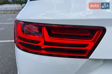 Внедорожник / Кроссовер Audi SQ7 2017 в 