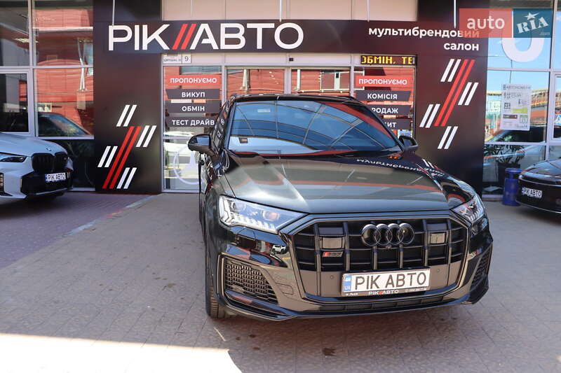 Внедорожник / Кроссовер Audi SQ7 2023 в 