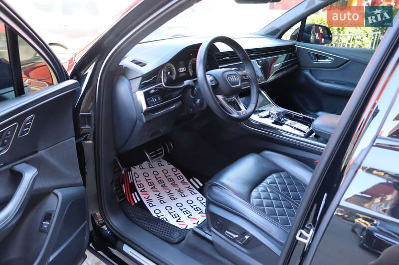 Внедорожник / Кроссовер Audi SQ7 2023 в Львове