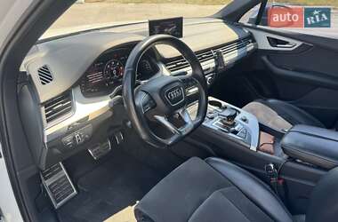 Внедорожник / Кроссовер Audi SQ7 2017 в 