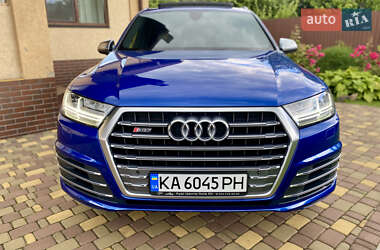 Внедорожник / Кроссовер Audi SQ7 2016 в 
