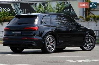 Внедорожник / Кроссовер Audi SQ7 2019 в 