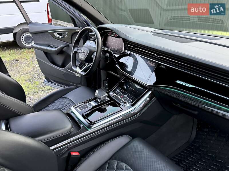 Внедорожник / Кроссовер Audi SQ7 2020 в Луцке
