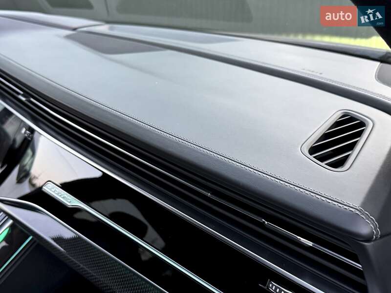 Внедорожник / Кроссовер Audi SQ7 2020 в Луцке