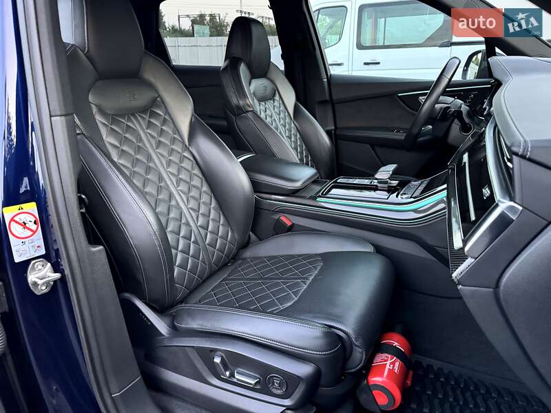 Внедорожник / Кроссовер Audi SQ7 2020 в Луцке
