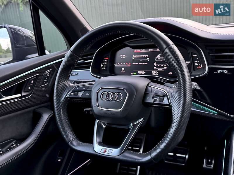 Внедорожник / Кроссовер Audi SQ7 2020 в Луцке