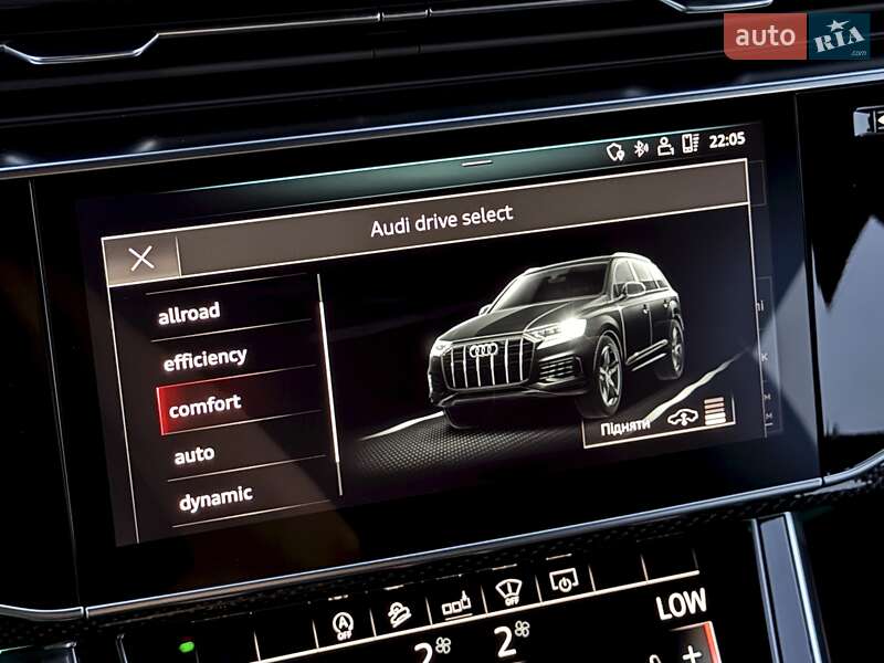 Внедорожник / Кроссовер Audi SQ7 2020 в Луцке