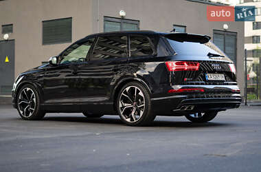 Внедорожник / Кроссовер Audi SQ7 2017 в 