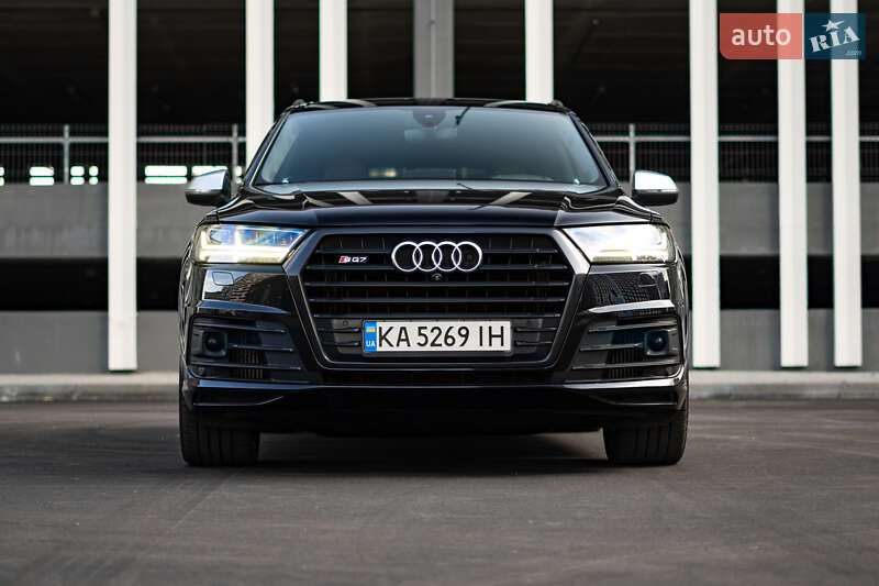 Внедорожник / Кроссовер Audi SQ7 2017 в Киеве
