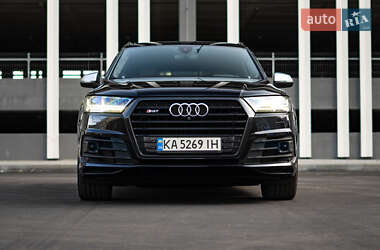 Внедорожник / Кроссовер Audi SQ7 2017 в 