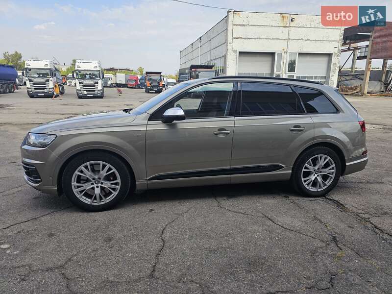 Внедорожник / Кроссовер Audi SQ7 2016 в Запорожье фото 2 Внедорожник / Кроссовер Audi SQ7 2016 в Запорожье