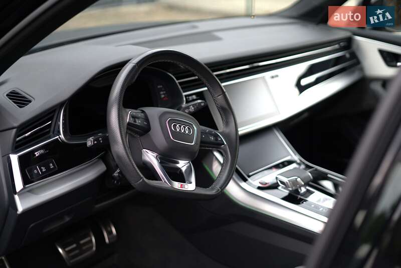 Внедорожник / Кроссовер Audi SQ7 2021 в Луцке