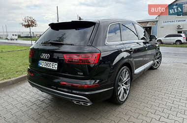 Внедорожник / Кроссовер Audi SQ7 2017 в 