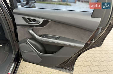 Внедорожник / Кроссовер Audi SQ7 2017 в 
