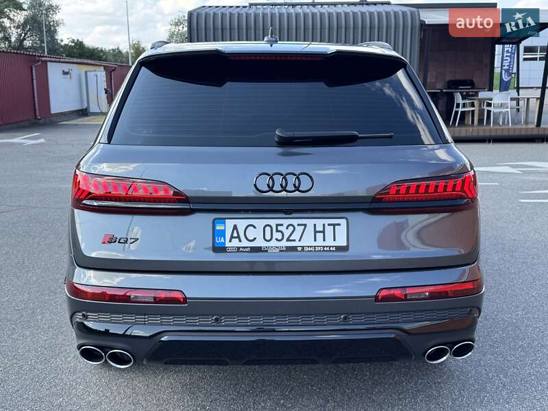 Внедорожник / Кроссовер Audi SQ7 2023 в Киеве