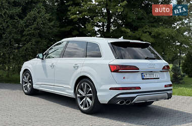 Внедорожник / Кроссовер Audi SQ7 2021 в 
