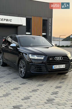 Внедорожник / Кроссовер Audi SQ7 2017 в 