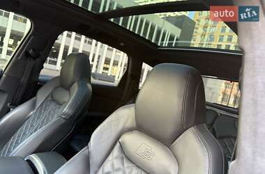 Внедорожник / Кроссовер Audi SQ7 2022 в 