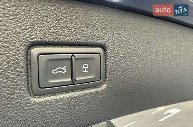 Внедорожник / Кроссовер Audi SQ7 2022 в 