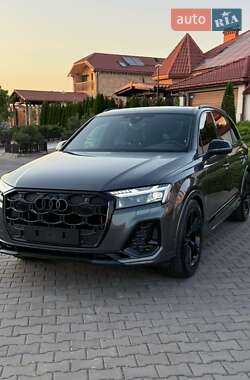 Внедорожник / Кроссовер Audi SQ7 2024 в 