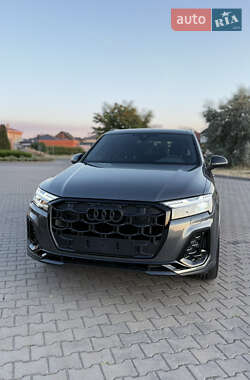Внедорожник / Кроссовер Audi SQ7 2024 в 