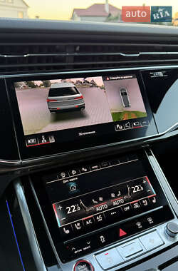 Внедорожник / Кроссовер Audi SQ7 2024 в 