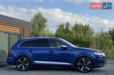 Внедорожник / Кроссовер Audi SQ7 2017 в 