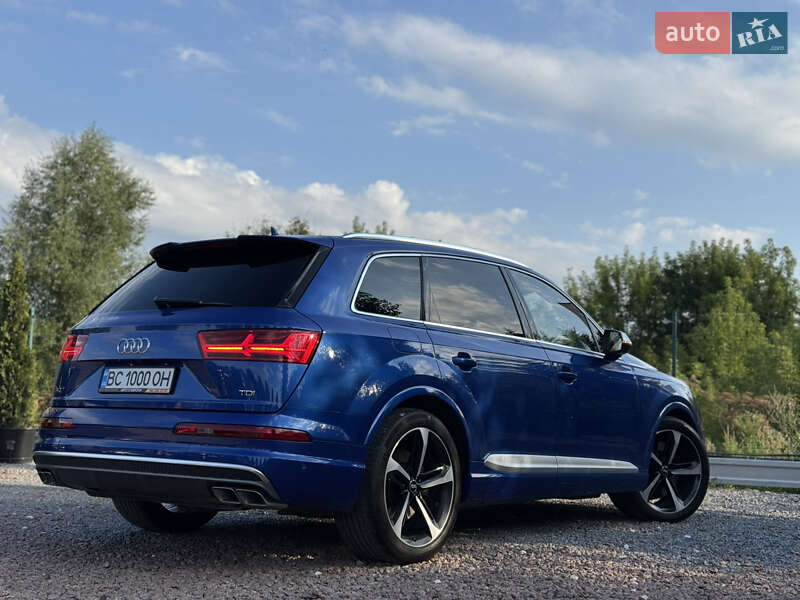 Внедорожник / Кроссовер Audi SQ7 2017 в Львове