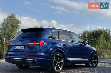 Внедорожник / Кроссовер Audi SQ7 2017 в 