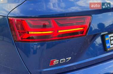 Внедорожник / Кроссовер Audi SQ7 2017 в 