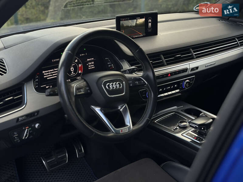 Внедорожник / Кроссовер Audi SQ7 2017 в Львове